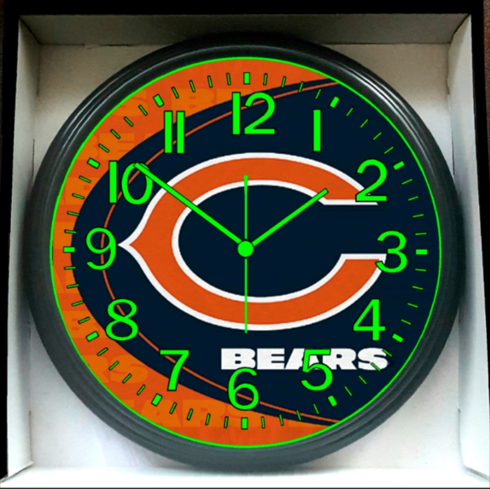 Chicago Bears NFL Football Glow In The Dark Wall Clock We Have All Teams New!